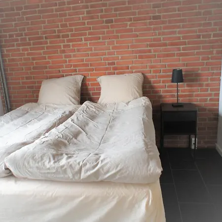 Vesterhavsgade 47. Door 25 *